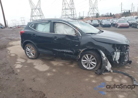 2017 Nissan Rogue Sport Sv z USA, uszkodzony, nr VIN JN1BJ1CR9HW142753